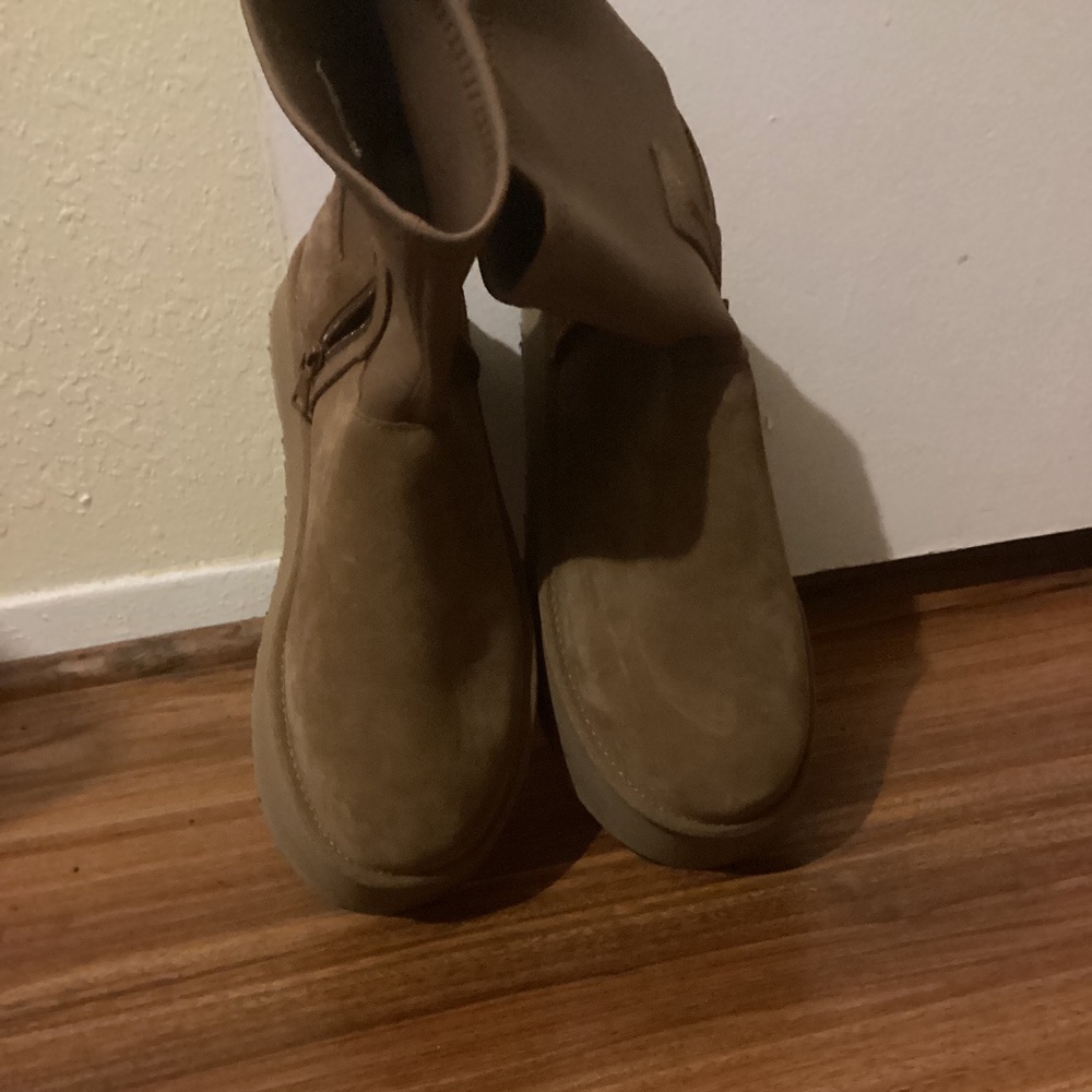 Tan Classic Dipper